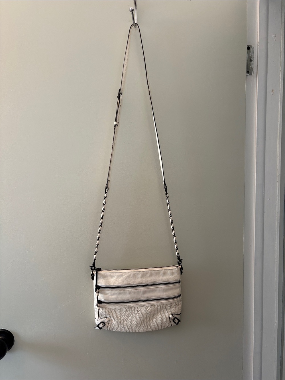 Elliott Lucca leather crossbody